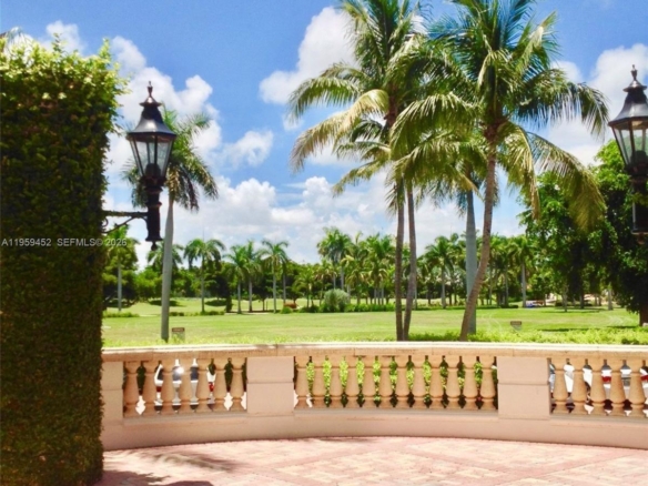 Miami Real Estate. Luxury homes for sale & rent Miami -Property Residential - A11959452 - For Sale: 7600 N Fisher Island Dr #7662, Miami Beach FL 33109